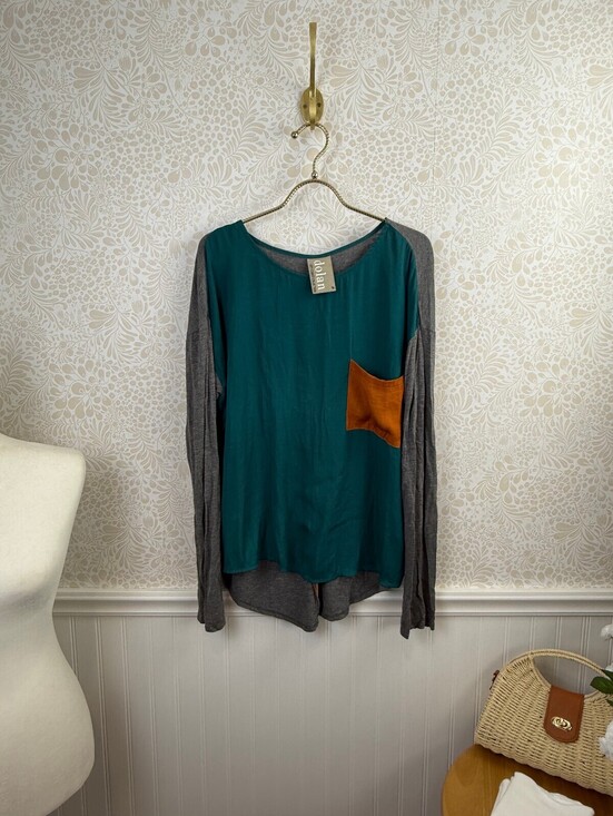 Dolan Tops - Dolan Teal & Gray Colorblock Long-Sleeve Pocket Satin Tee - Size - Medium